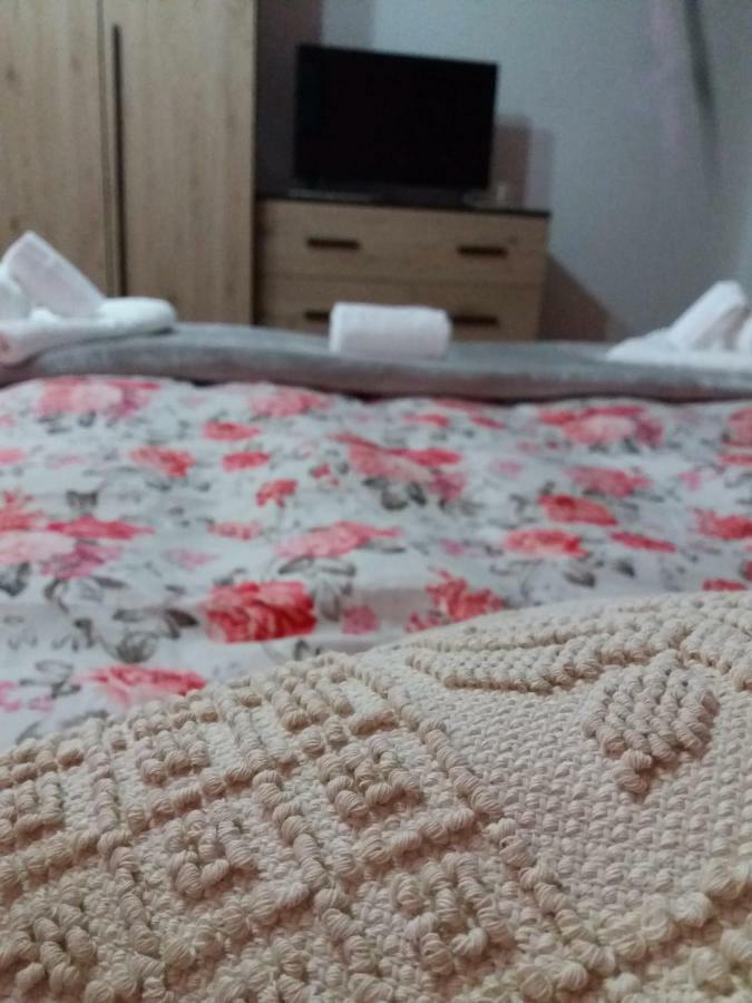 Su Casciu Bed and Breakfast Bosa Exteriör bild